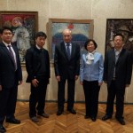 Корейска правителствена делегация на изложбата на Е. Велев